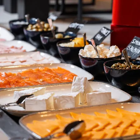 Marriott 酒店 地拉那