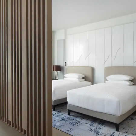 Marriott Szálloda 5*