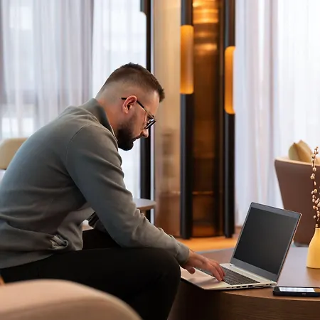 Hotel Marriott Tirana