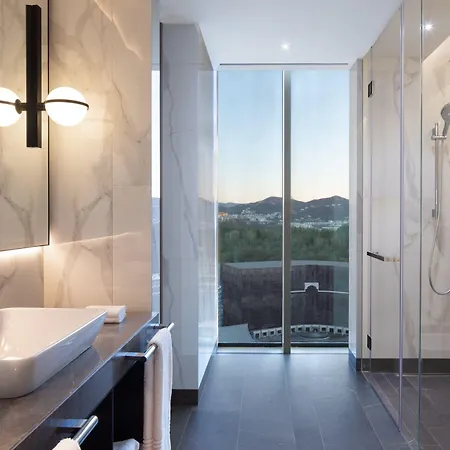 Hotel Marriott 5*