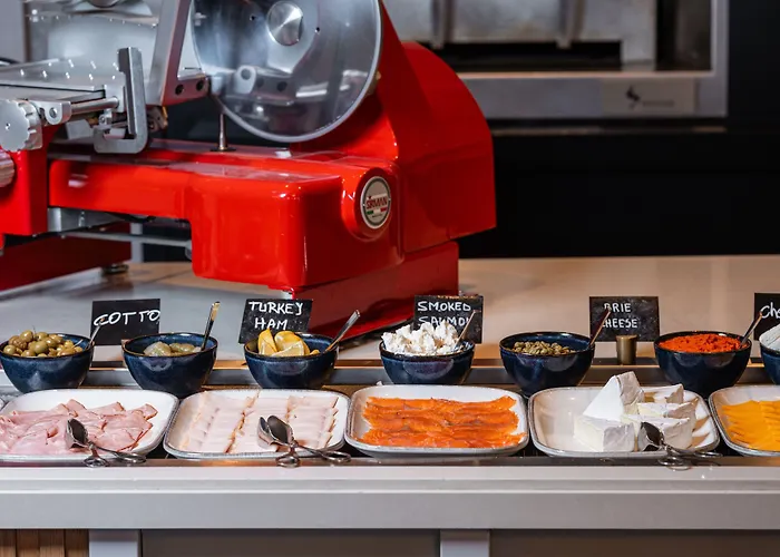 Hotel Marriott Tirana